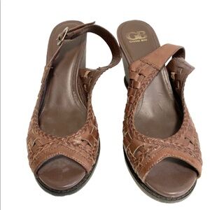 Gianni Bini leather wedges ankle strap size 9.5